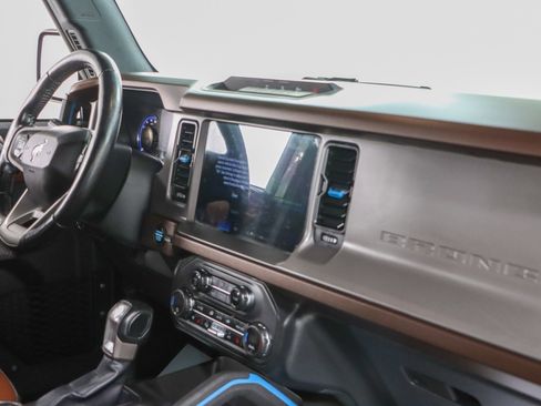 Used 2023 Ford Bronco Outer Banks AWD/4WD image 26