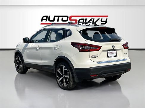 Used 2022 Nissan Rogue Sport SL image 5
