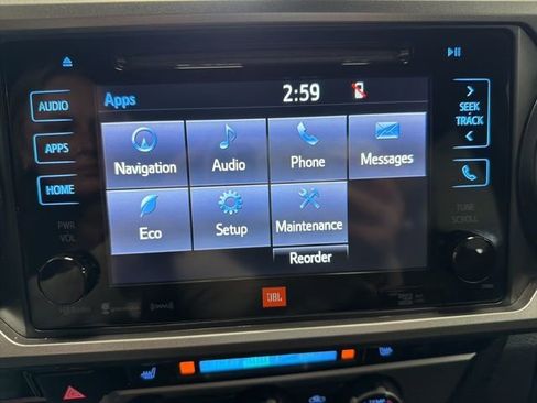 Used 2018 Toyota Tacoma Limited AWD/4WD image 22