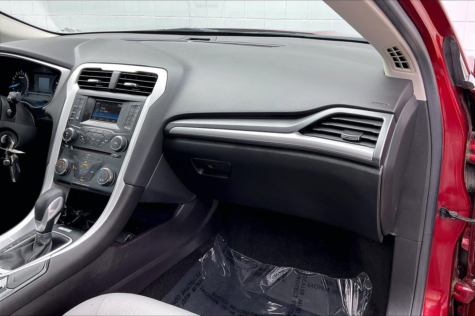 Used 2015 Ford Fusion S FWD image 21