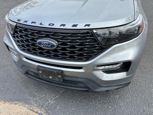 Used 2022 Ford Explorer ST-Line w/ Class IV Trailer Tow Package image 10