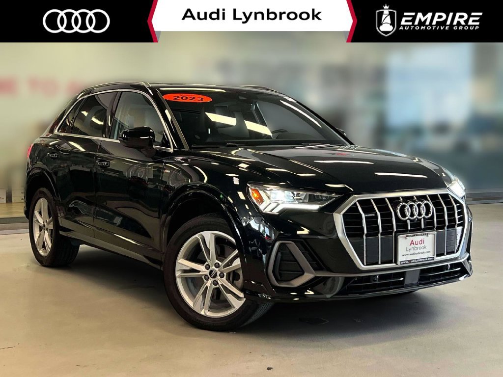 Used 2023 Audi Q3 2.0T Premium Plus w/ Premium Plus Package AWD/4WD image 1