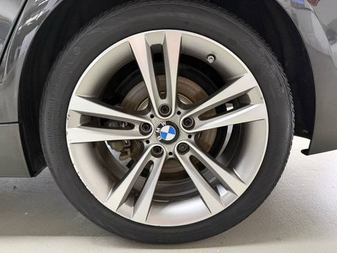 Used 2018 BMW 330i xDrive Sedan AWD/4WD image 28