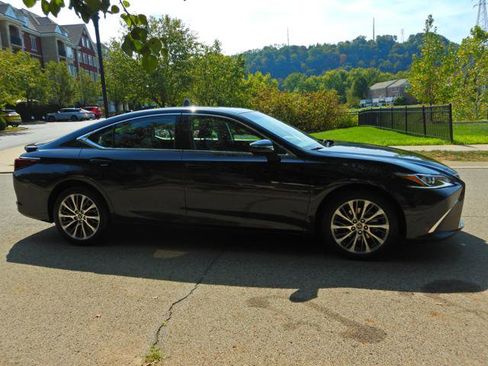 Used 2021 Lexus ES 250 w/ Premium Package image 7