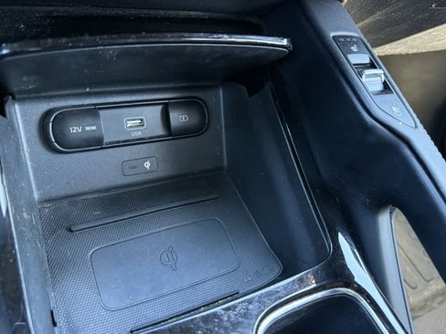 Used 2020 Kia Telluride SX w/ SX Prestige Package image 8