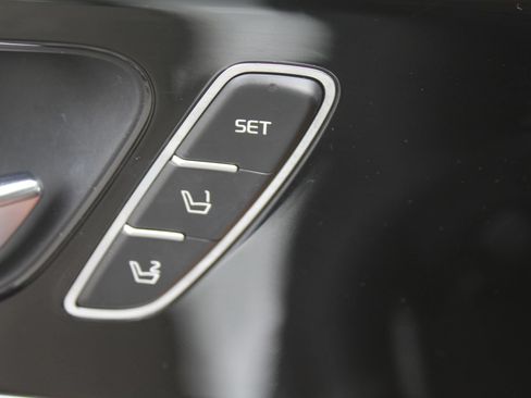 Used 2019 Kia Sorento SX AWD/4WD image 22