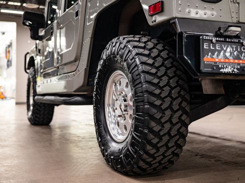 Used 2006 HUMMER H1 4-Door Wagon AWD/4WD image 30