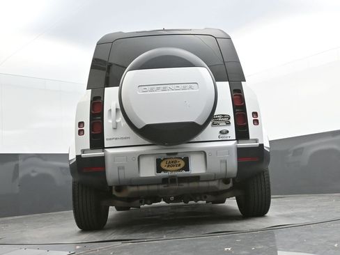 Used 2021 Land Rover Defender 110 S image 36