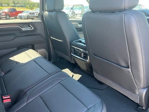 Certified 2026 GMC Sierra 3500 Denali w/ Denali Reserve Package AWD/4WD image 28