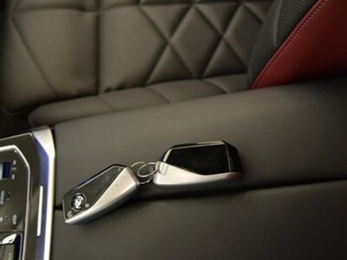 Used 2024 BMW 740i w/ M Sport Professional Package image 36