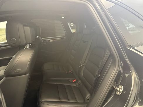 Used 2026 Porsche Macan Turbo AWD/4WD image 9