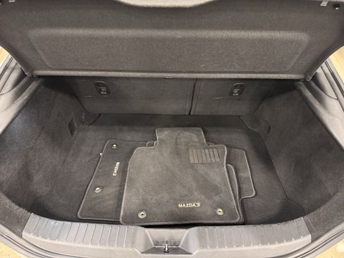 Used 2024 MAZDA MAZDA3 s image 25