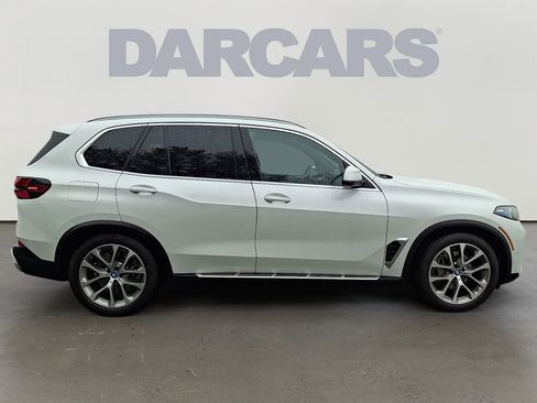 Used 2025 BMW X5 xDrive50e w/ Climate Comfort Package image 7