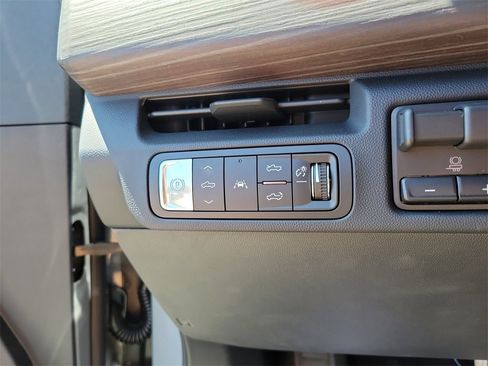 New 2025 GMC Sierra EV Denali image 13