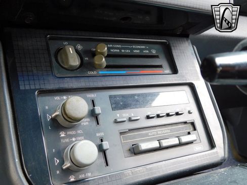 Used 1991 Pontiac Firebird Convertible image 13