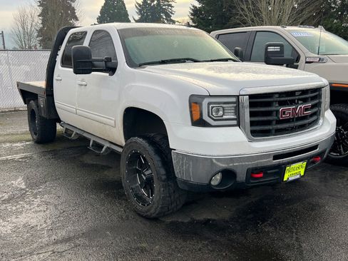 Used 2008 GMC Sierra 2500 SLT w/ Convenience Package image 2
