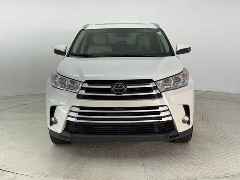 Used 2018 Toyota Highlander XLE image 6