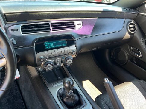 Used 2012 Chevrolet Camaro SS RWD image 12