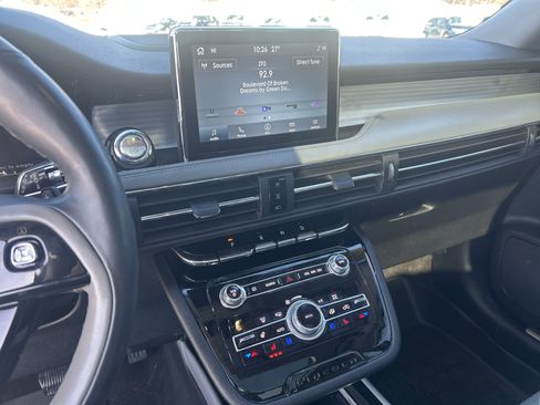 Used 2021 Lincoln Corsair Reserve w/ Equipment Group 201A image 16