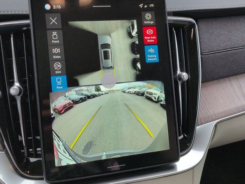 New 2026 Volvo XC90 T8 Ultra w/ Protection Package Premier image 12