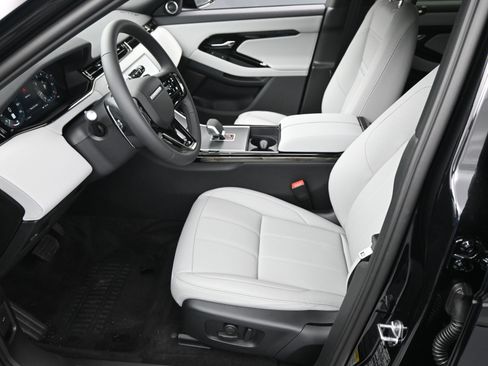 New 2026 Land Rover Range Rover Evoque S image 5