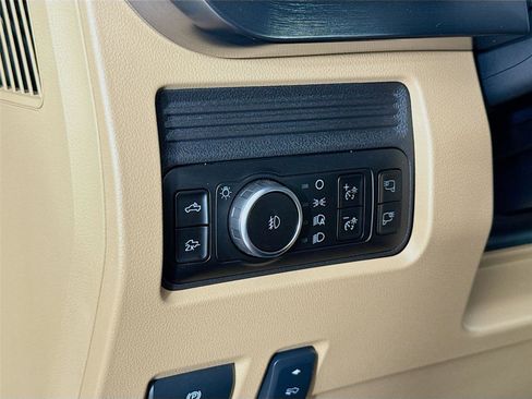 Used 2026 Ford F350 Lariat w/ Lariat Ultimate Package image 11