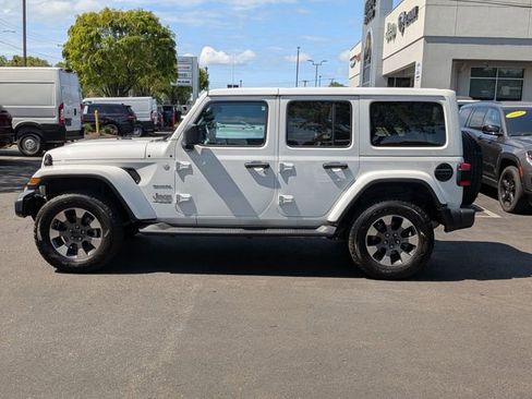 Certified 2021 Jeep Wrangler Unlimited Sahara AWD/4WD image 5