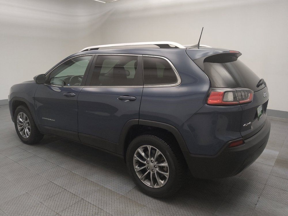 Used 2020 Jeep Cherokee Latitude Plus w/ Cold Weather Group AWD/4WD image 3