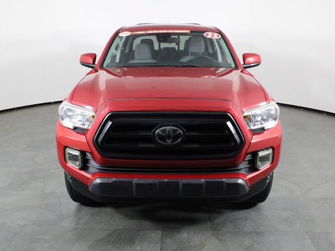 Used 2022 Toyota Tacoma SR w/ SR Convenience Package RWD image 12