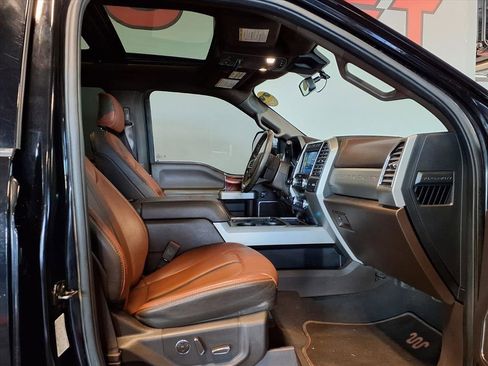 Used 2020 Ford F350 King Ranch w/ King Ranch Ultimate Package image 12