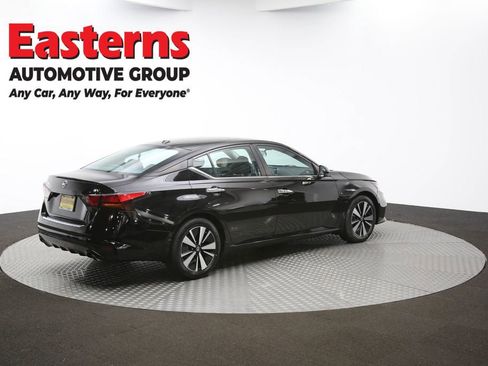 Used 2021 Nissan Altima 2.5 SV w/ SV Premium Package FWD image 39