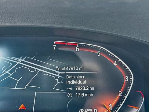 Used 2023 BMW 530i w/ Convenience Package RWD image 12
