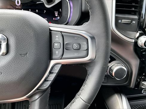 New 2026 RAM 1500 4x4 Crew Cab image 24