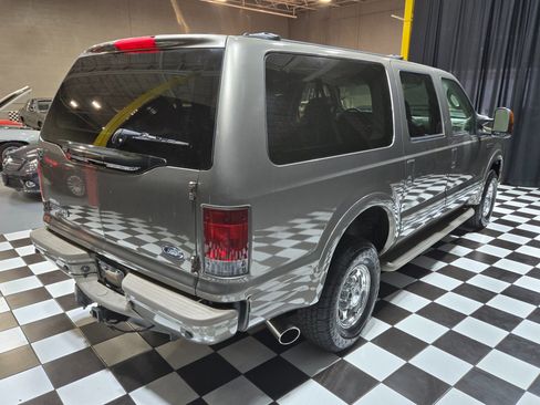 Used 2005 Ford Excursion Limited image 58