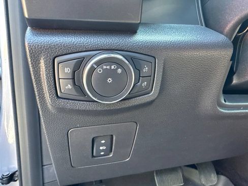 Used 2017 Ford F150 XLT w/ Equipment Group 302A Luxury AWD/4WD image 14