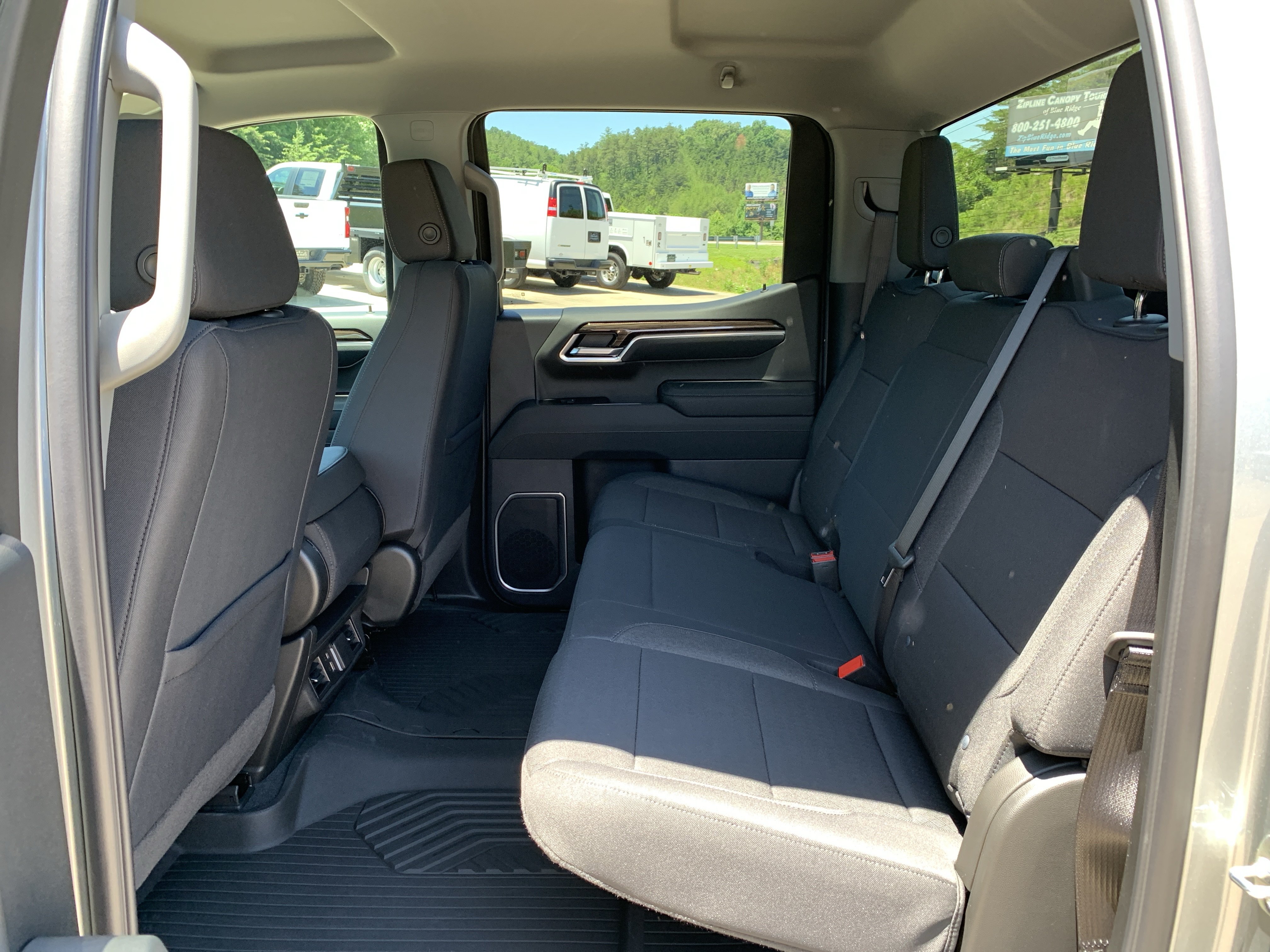 New 2026 Chevrolet Silverado 1500 RST AWD/4WD image 17