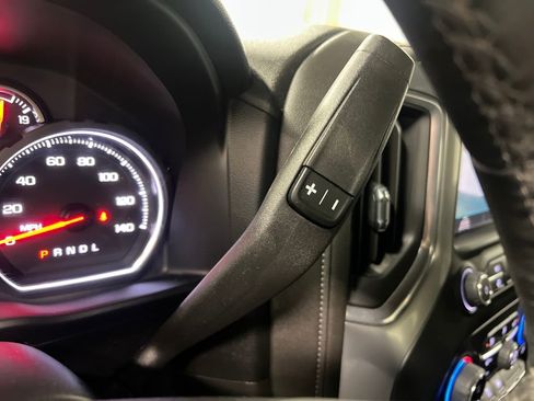 Certified 2022 Chevrolet Silverado 1500 RST image 25