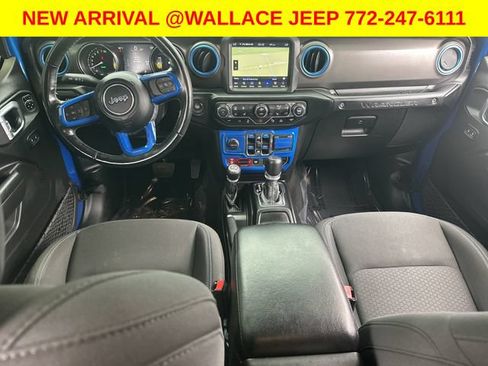 Used 2022 Jeep Wrangler Unlimited Rubicon 4xe w/ Steel Bumper Group AWD/4WD image 10