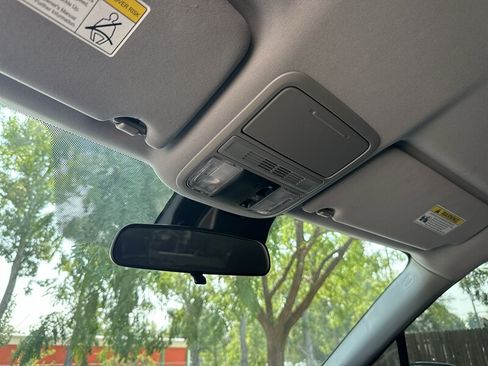 Used 2019 Honda Pilot LX image 41