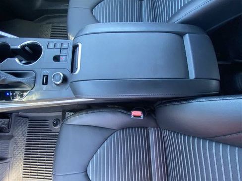 Certified 2026 Toyota Highlander XSE AWD/4WD image 20