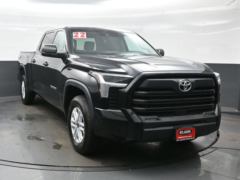 Used 2022 Toyota Tundra SR5 image 8
