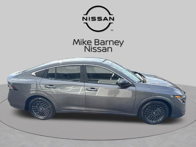 Used 2026 Nissan Sentra SV w/ Floor Mat Package FWD image 2