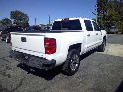 Used 2015 Chevrolet Silverado 1500 LTZ Z71 w/ LTZ Plus Package image 8