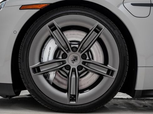 New 2025 Porsche Taycan Turbo image 13