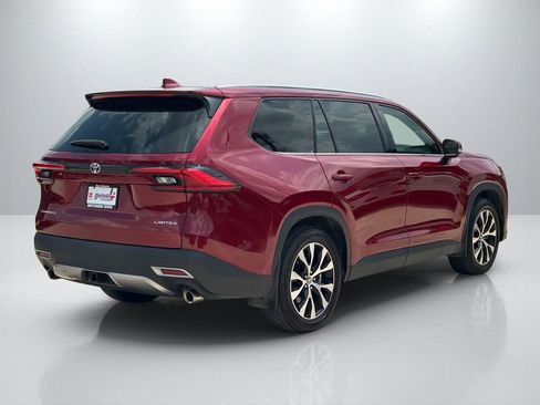 Used 2024 Toyota Grand Highlander AWD Hybrid image 5