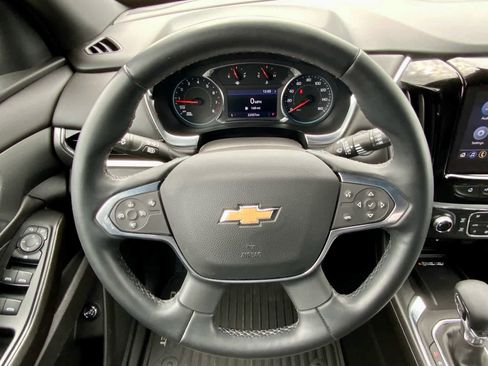 Used 2023 Chevrolet Traverse LT w/ Rear Camera Mirror Package AWD/4WD image 40