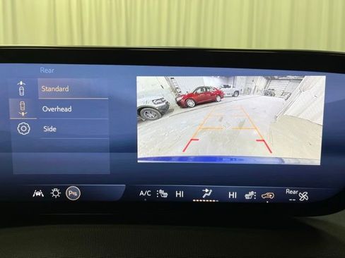 Used 2025 Buick Enclave Preferred image 21