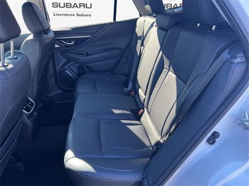 Used 2023 Subaru Outback Limited image 10