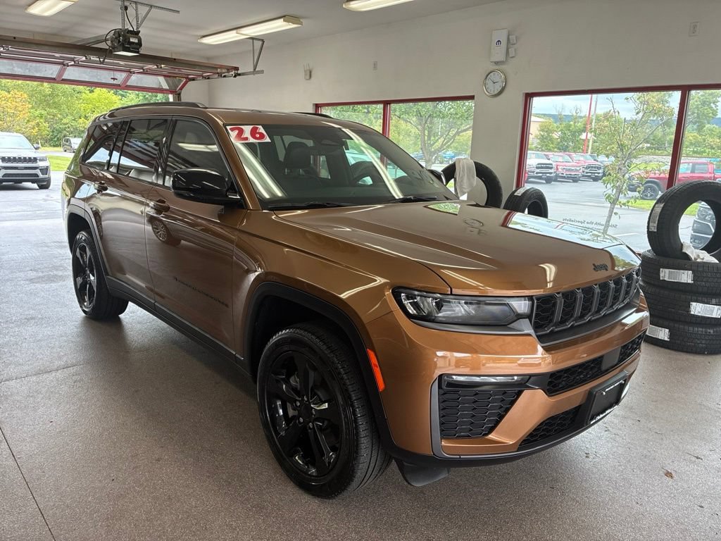 Used 2026 Jeep Grand Cherokee L Limited w/ Limited Altitude Package AWD/4WD image 1