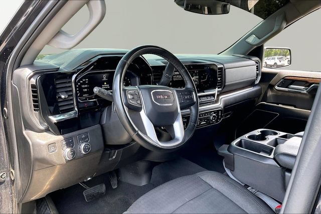 Used 2024 GMC Sierra 1500 Elevation w/ X31 Off-Road Package AWD/4WD image 12